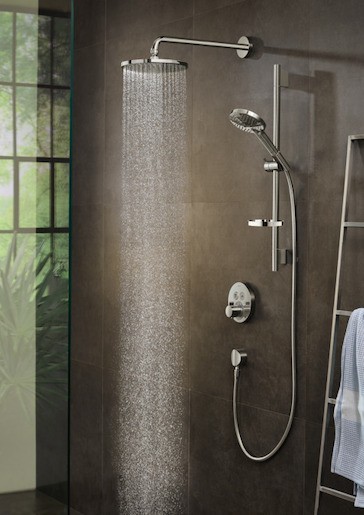 Hlavová sprcha Hansgrohe Raindance S na stěnu vrátane sprchového ramená chróm 27607000