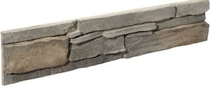 Kamenný obklad z betónu svojim vzhľadom a štruktúrou verne imituje prírodný kameň v šedej farbe o rozmere 11,7x55 cm.