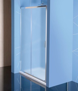Sprchové dvere bez vaničky a farbou profilov v lesklom chróme, výplň je z nepriehľadného skla , s výplňou mliečne sklo. S povrchovou úpravou ANTIDROP dôjde k vyhladeniu pórovitého povrchu skla. Posuvný systém otvárania. Určenie - ĺavá i pravá orientácia.