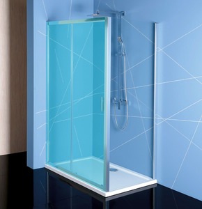Boční zástěna ke sprchovým dveřím bez vaničky a farbou profilov v lesklom chróme, výplň je z číreho skla. S povrchovou úpravou ANTIDROP dôjde k vyhladeniu pórovitého povrchu skla. Nemožno otvoriť - pevný systém. Ľavá i pravá orientácia.