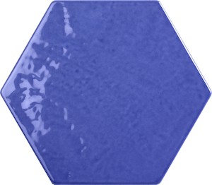 Obklad v modrej farbe o rozměru 15,3x17,5 cm a hrúbke 8 mm s lesklým povrchom. Vhodné iba do interiéru.