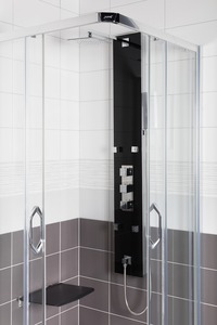 Sprchový panel SIKO Glass Shower na stenu s termostatickou batériou čierna GLASHOWERC