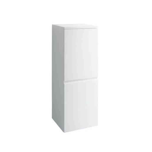 Závesná kúpeľňová skrinka nízká v bielej farbe s matným povrchom o rozmere 35x100x33,5 cm.