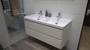 Kúpeľňová skrinka s dvojumývadlom Naturel Pavia Way 120x48,5 cm biela PAVIA2120Z