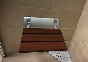 Sprchové sedátko Multi hnedá SEDWOOD