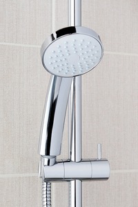 Sprchový systém Paffoni s pákovou batériou chróm ZCOL686