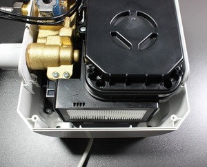 Senzorová elektronická umývadlová batéria Jet Dryer AIRTAP hranatá chróm 8596220010643