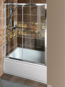 Sprchové dvere bez vaničky a farbou profilov v lesklom chróme, výplň je z číreho skla bez dekoru. S povrchovou úpravou ANTIDROP dôjde k vyhladeniu pórovitého povrchu skla. Posuvný systém otvárania. Určenie - ĺavá i pravá orientácia.